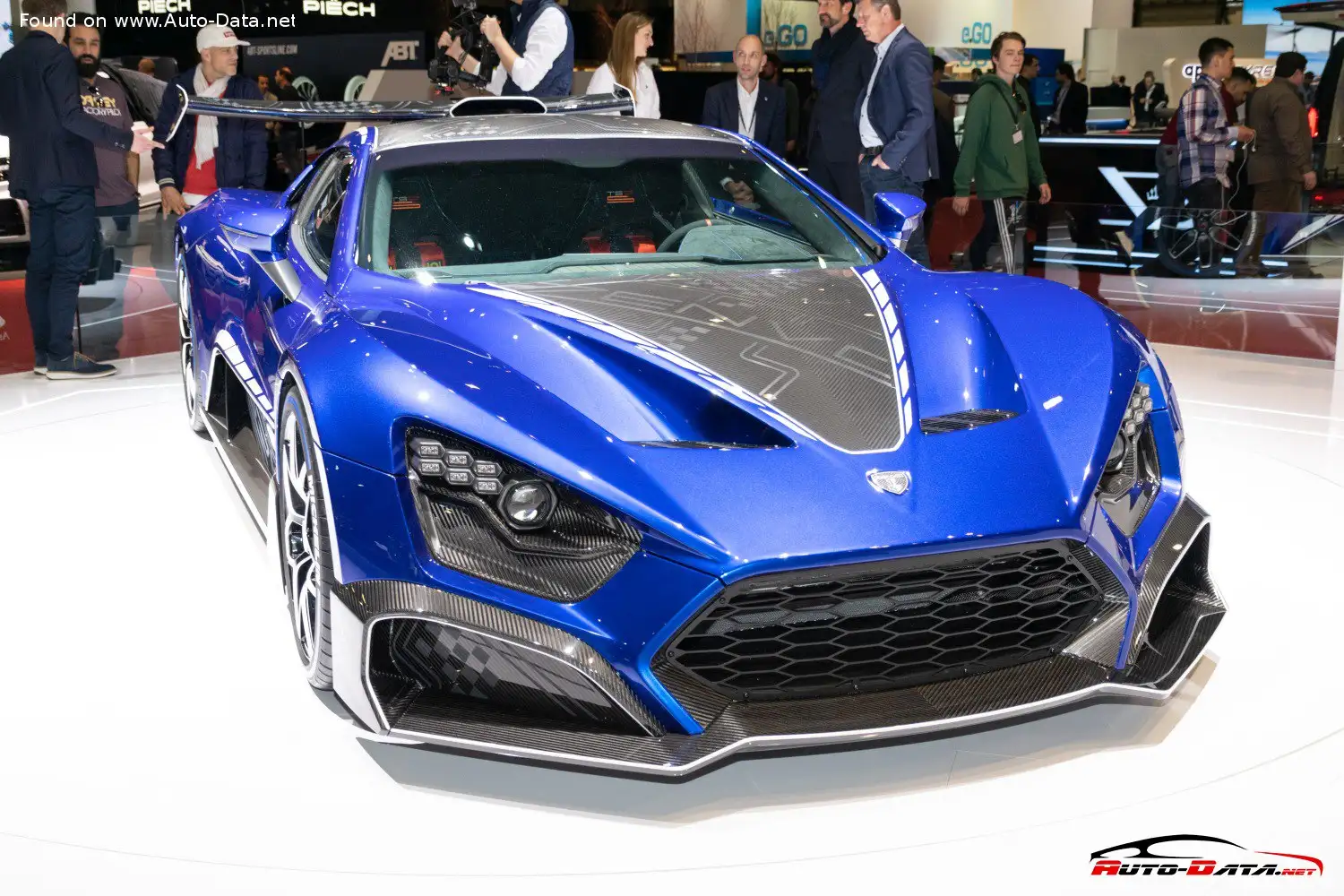 Review: 2018 Zenvo TSR-S 5.8 V8 (1177 Hp) Automatic